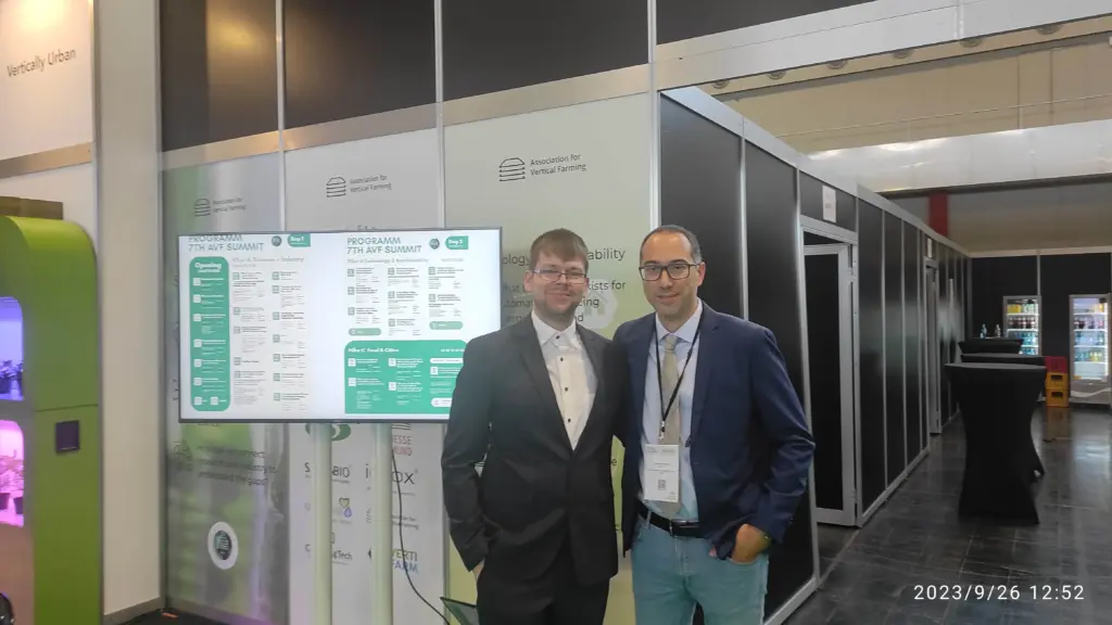 On the picture Alessandro Oliveri, CEO of iGrox srl and Petr Kirpeit